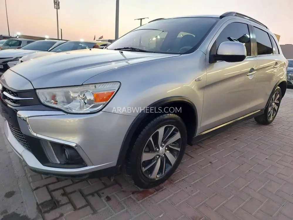Mitsubishi ASX 2018 for Sale in Sharjah Image-2