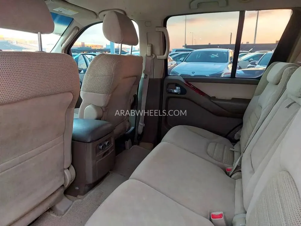 Nissan Pathfinder 2007 for Sale in Sharjah Image-8