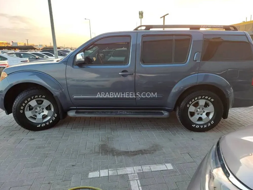 Nissan Pathfinder 2007 for Sale in Sharjah Image-9