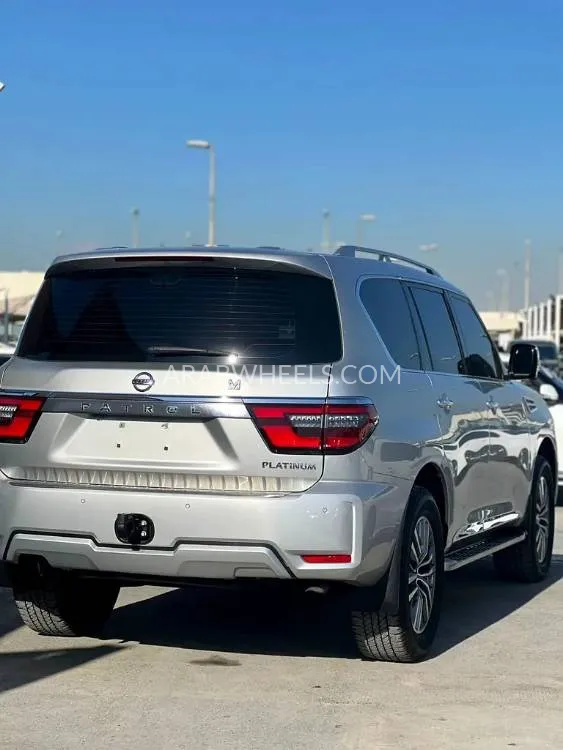 Nissan Patrol 2021 for Sale in Sharjah Image-11