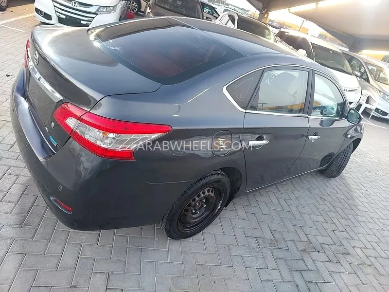 Nissan Sentra 2014 for Sale in Sharjah Image-17