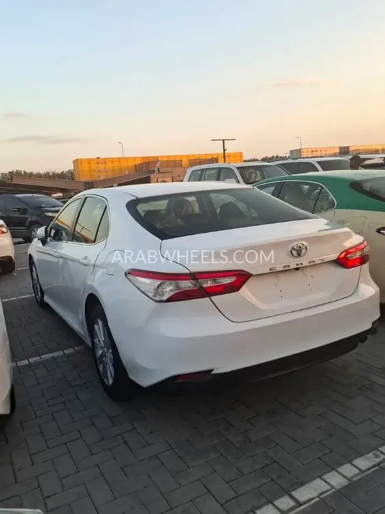 Toyota Camry 2018 for Sale in Sharjah Image-6