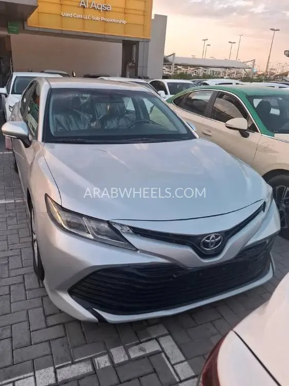 تويوتا كامري 2018 for Sale in الشارقة Image-4