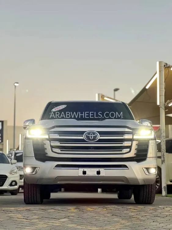 Toyota Land Cruiser 2022 for Sale in Sharjah Image-15