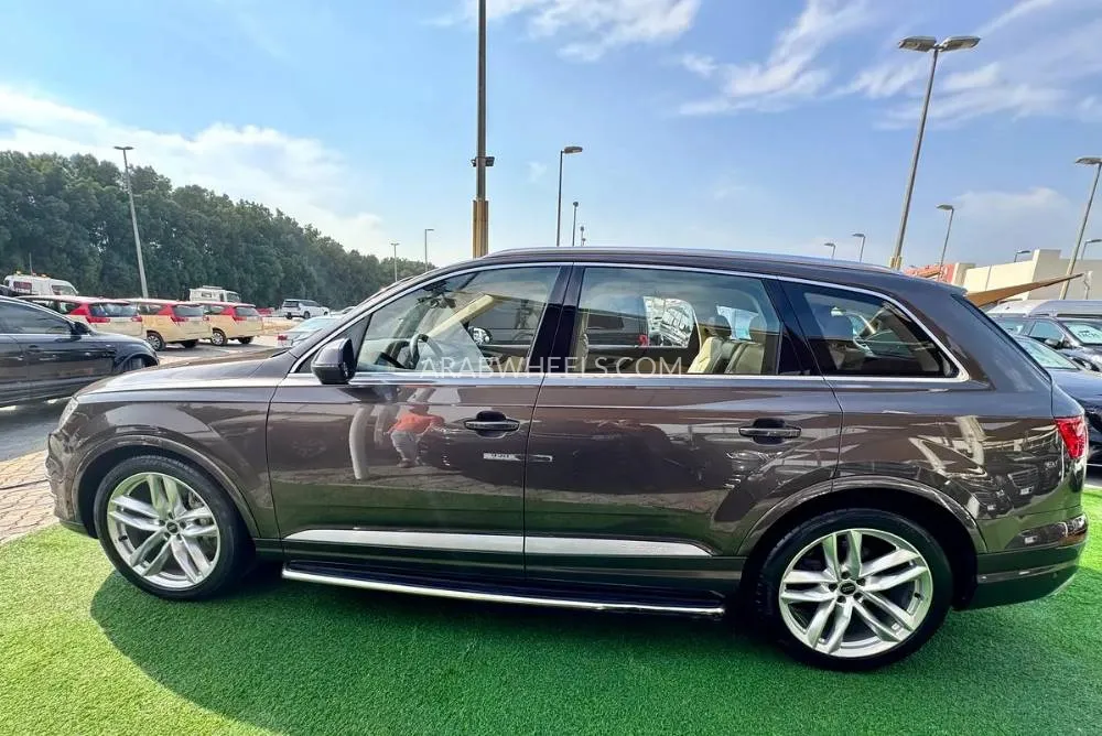 Audi Q7 2016 for Sale in Sharjah Image-3