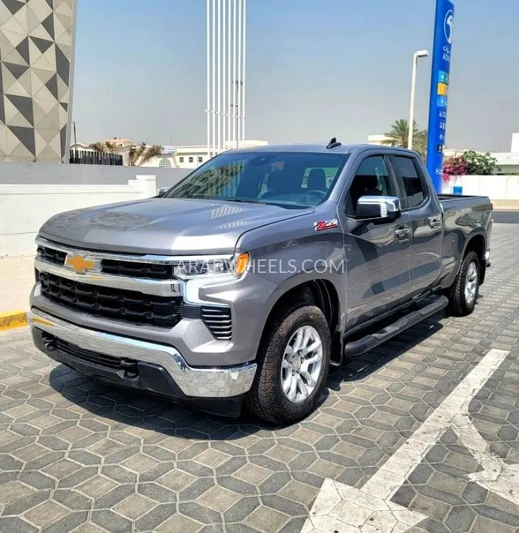 Chevrolet Silverado 2023 for Sale in Sharjah Image-12