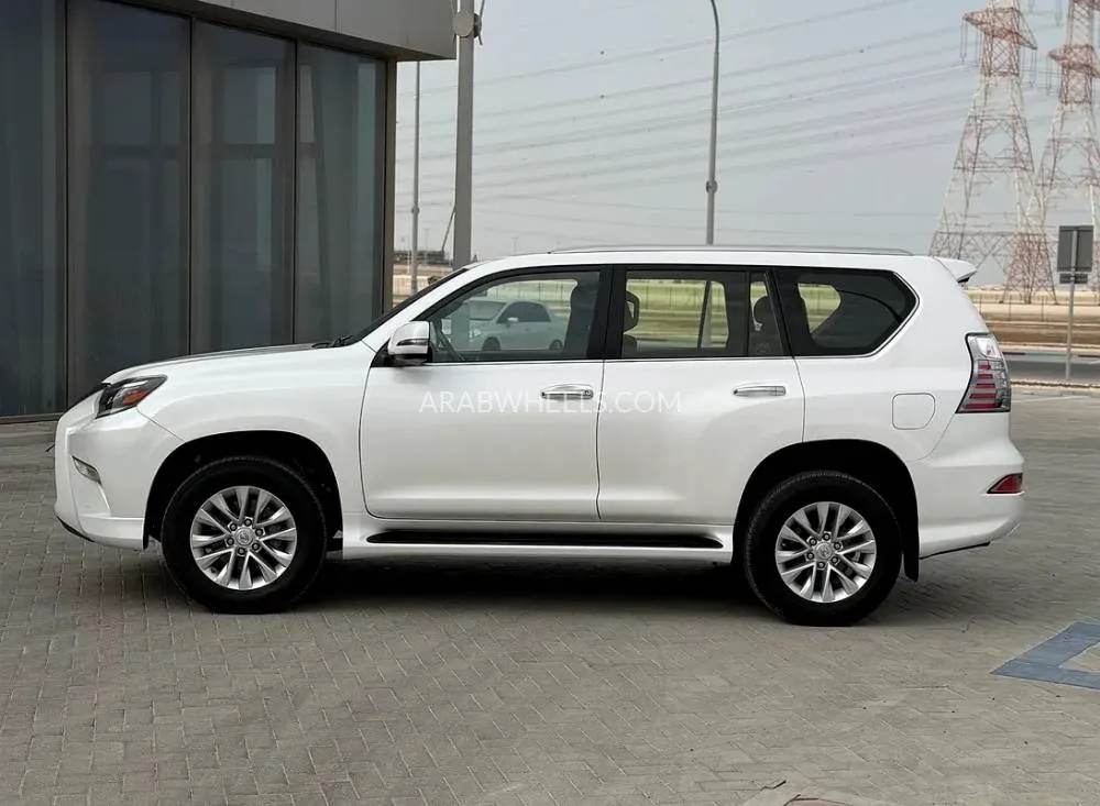 Lexus GX 2021 for Sale in Abu Dhabi Image-11