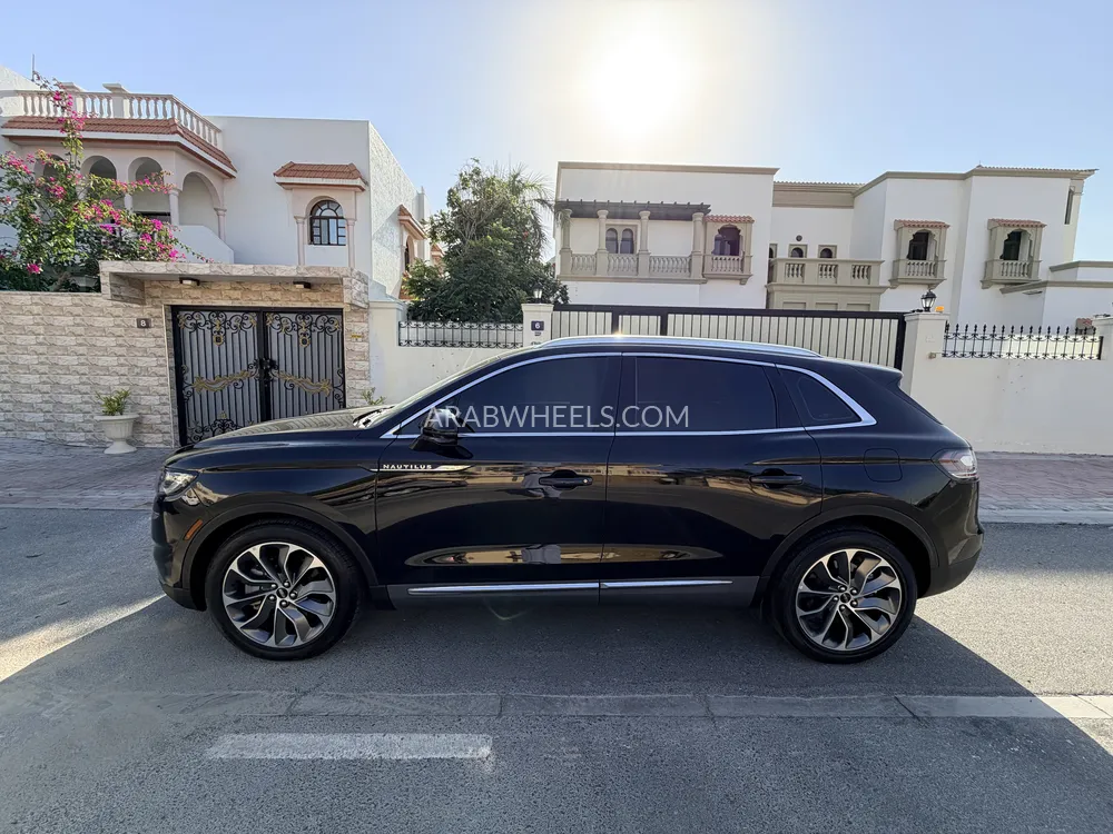 Lincoln Nautilus 2022 for Sale in Dubai Image-3