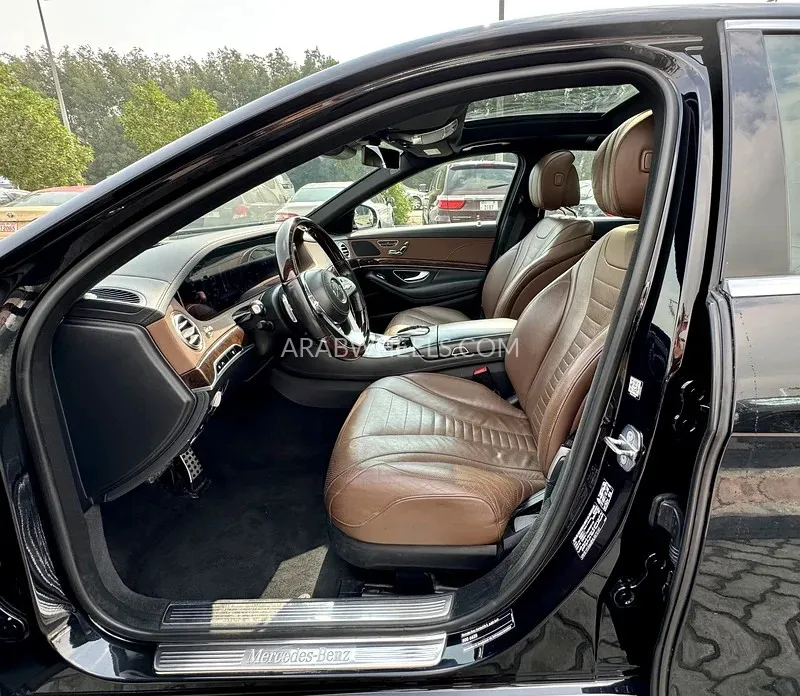 Mercedes Benz CLS Class 2020 for Sale in Sharjah Image-2