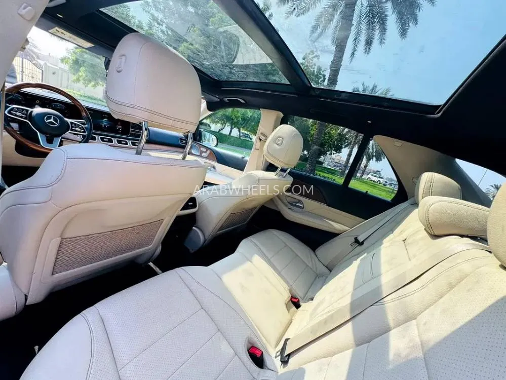 Mercedes Benz GLE Class 2022 for Sale in Sharjah Image-8