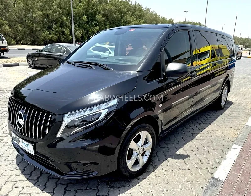 Mercedes Benz Vito 2017 for Sale in Sharjah Image-19