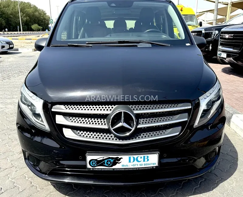 Mercedes Benz Vito 2020 for Sale in Sharjah Image-2