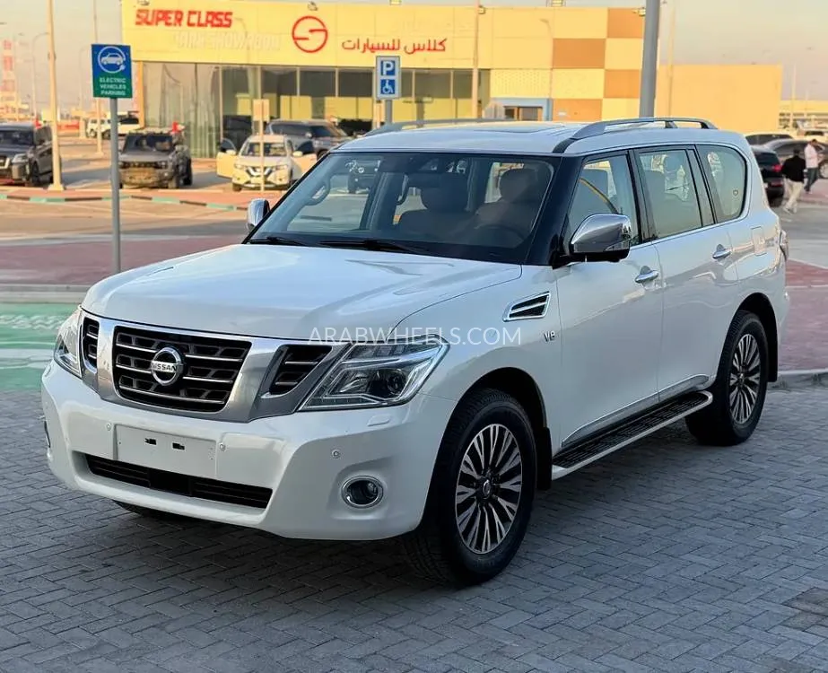 Nissan Patrol 2019 for Sale in Abu Dhabi Image-9