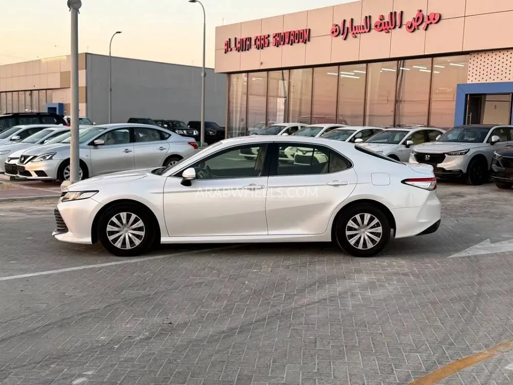 Toyota Camry 2019 for Sale in Abu Dhabi Image-5