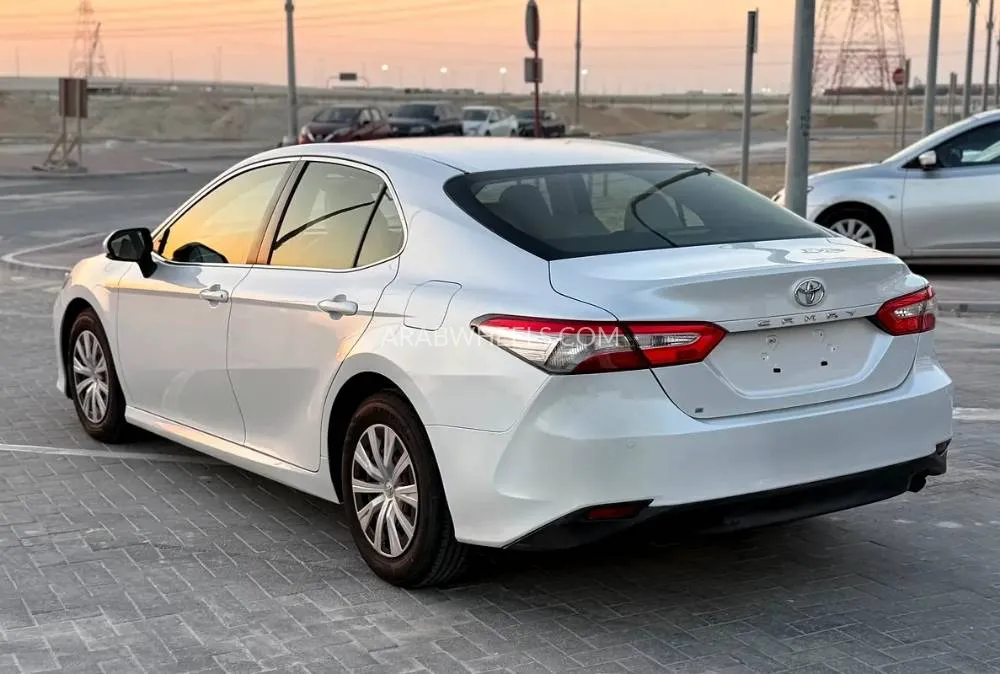 Toyota Camry 2019 for Sale in Abu Dhabi Image-8