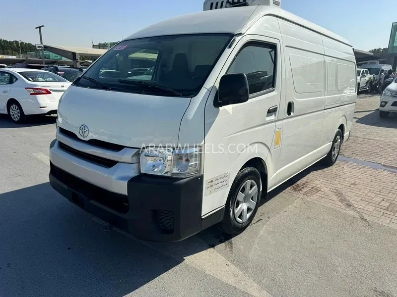 Toyota Hiace 2016 for Sale in Sharjah Image-12