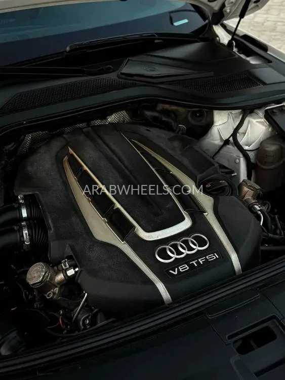 Audi A8 2014 for Sale in Abu Dhabi Image-15
