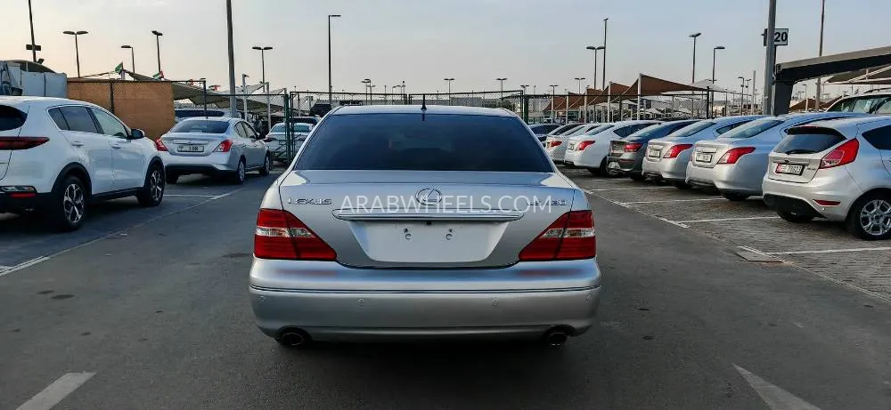 Lexus LS 2006 for Sale in Sharjah Image-18
