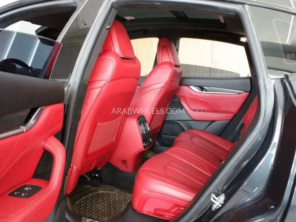 Maserati Levante 2019 for Sale in Dubai Image-12