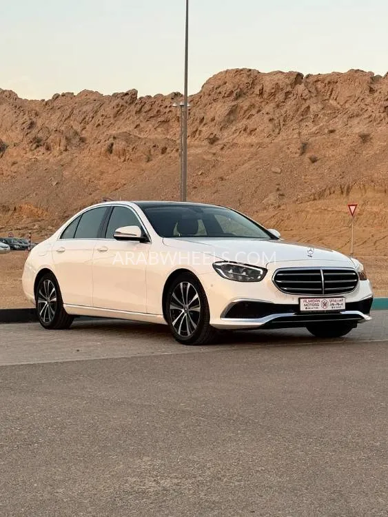 Mercedes Benz E Class 2023 for Sale in Abu Dhabi Image-3