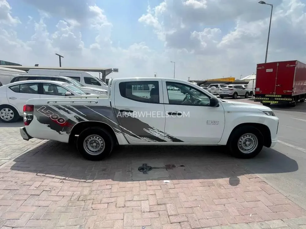 Mitsubishi L200 2021 for Sale in Sharjah Image-9