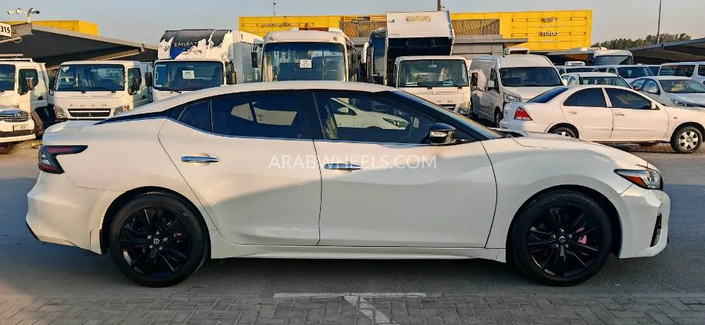 Nissan Maxima 2019 for Sale in Sharjah Image-7