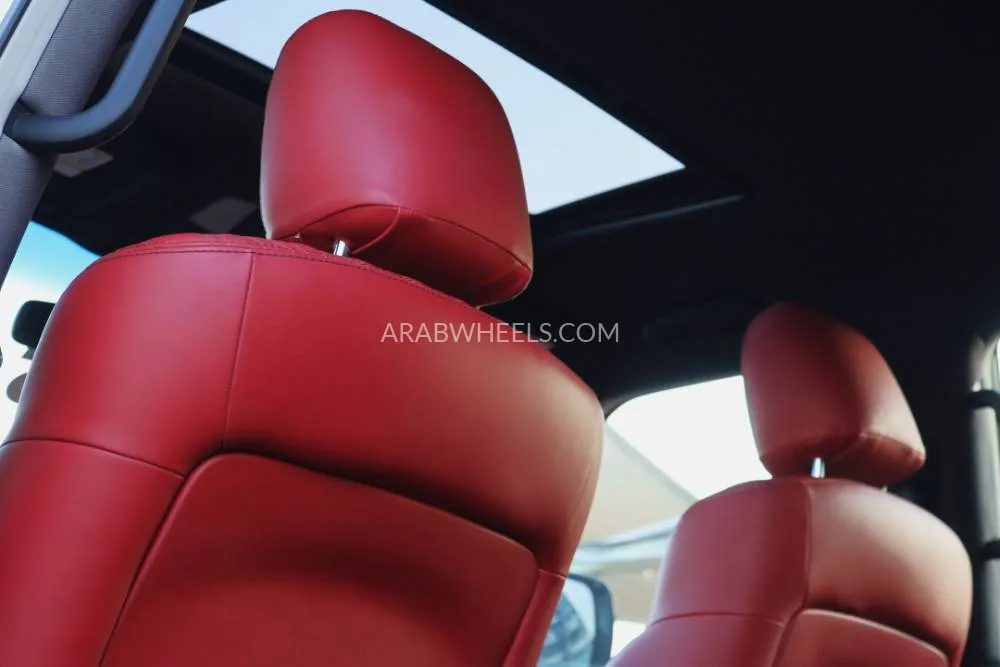 Nissan Patrol 2013 for Sale in Sharjah Image-9