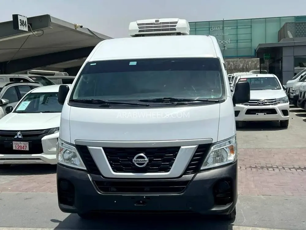 Nissan Urvan 2020 for Sale in Sharjah Image-4