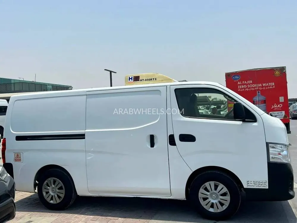 Nissan Urvan 2021 for Sale in Sharjah Image-6