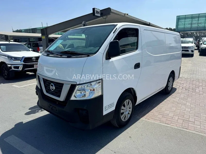 Nissan Urvan 2021 for Sale in Sharjah Image-13