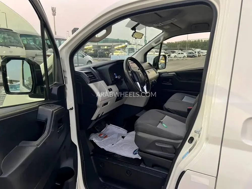تويوتا هايس 2021 for Sale in الشارقة Image-11