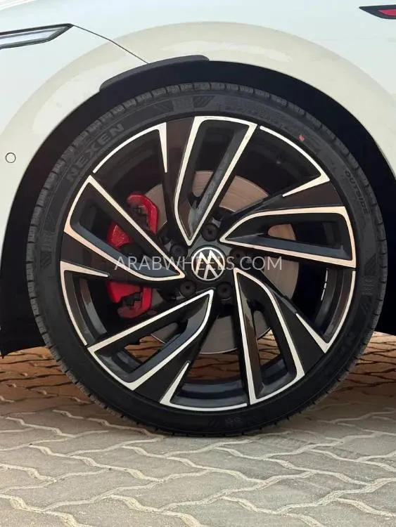 Volkswagen Golf GTI 2021 for Sale in Abu Dhabi Image-3