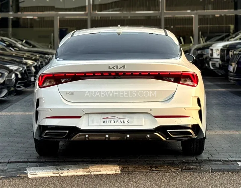 Kia K5 2023 for Sale in Dubai Image-3