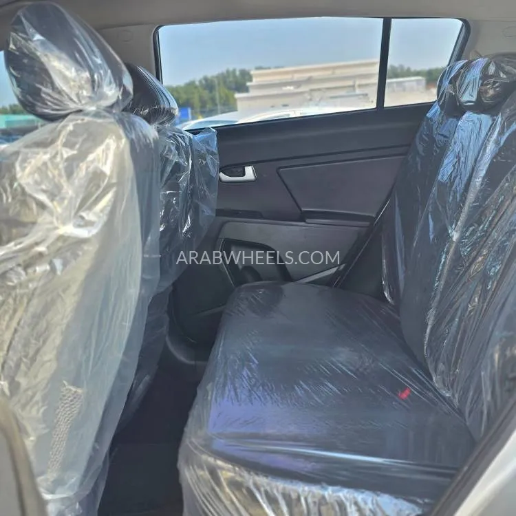 Kia Sportage 2014 for Sale in Sharjah Image-5