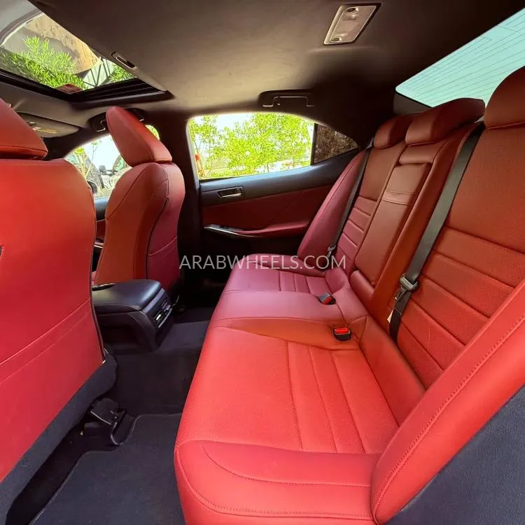 Lexus IS 2019 for Sale in Ajman Image-5