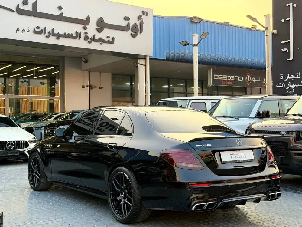 Mercedes Benz E Class 2018 for Sale in Dubai Image-9