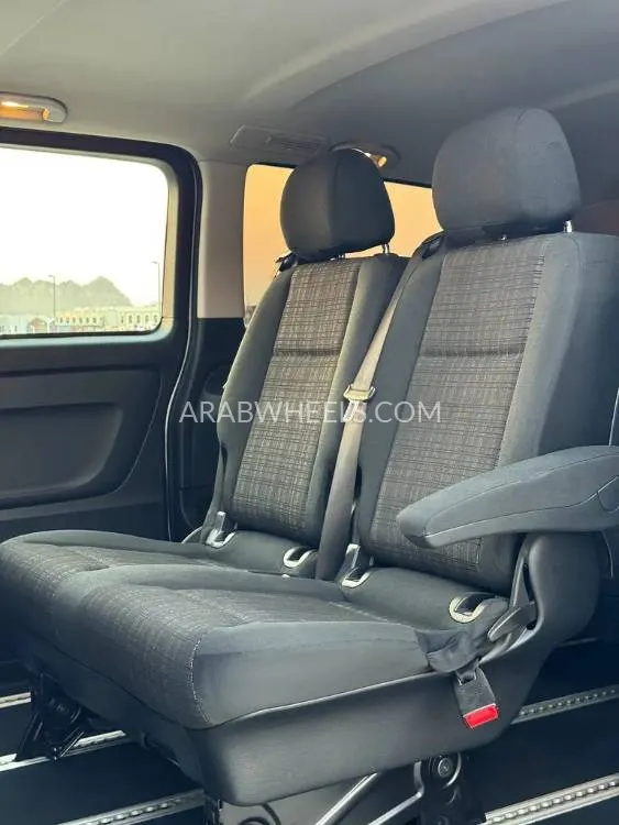 Mercedes Benz V Class 2018 for Sale in Abu Dhabi Image-15