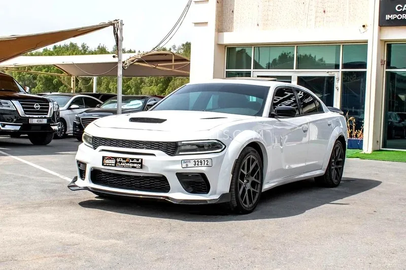 Dodge Charger 2016 for Sale in Sharjah Image-2
