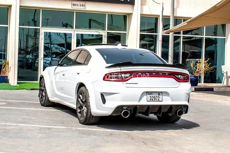 Dodge Charger 2016 for Sale in Sharjah Image-3