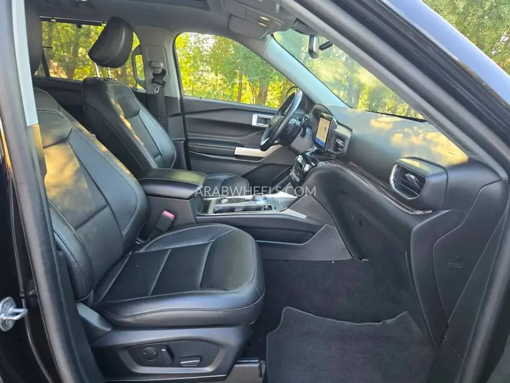 Ford Explorer 2021 for Sale in Fujairah Image-9