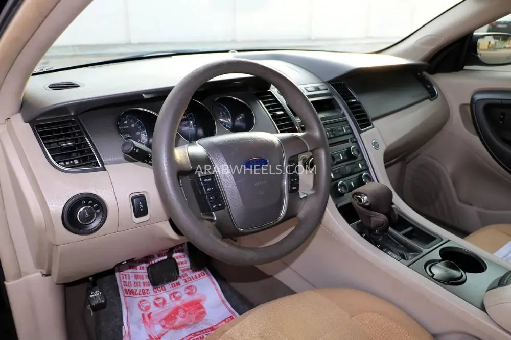 Ford Taurus 2011 for Sale in Abu Dhabi Image-10