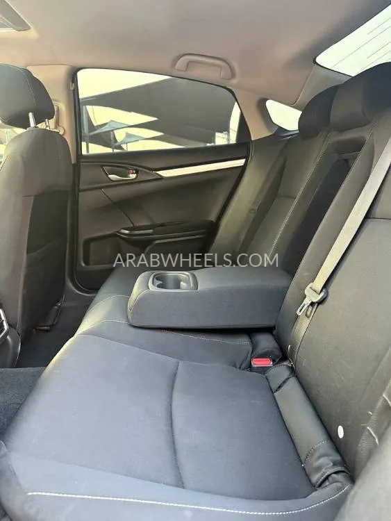 Honda Civic 2019 for Sale in Sharjah Image-6