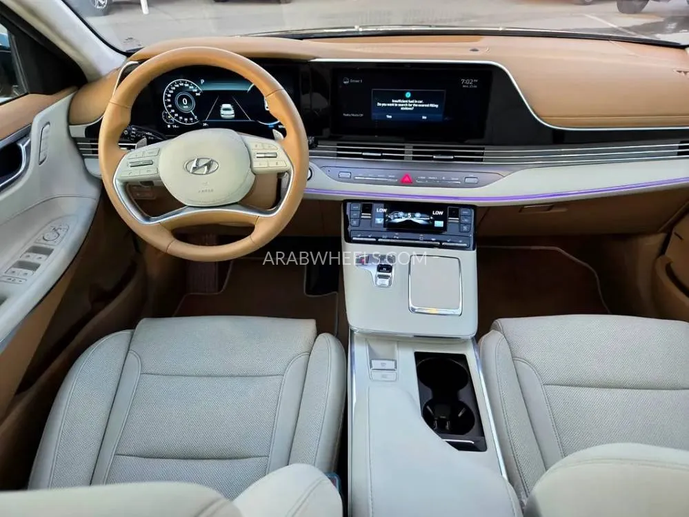 Hyundai Azera 2023 for Sale in Fujairah Image-14