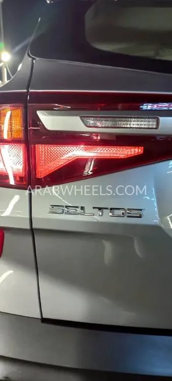 Kia Seltos 2020 for Sale in Sharjah Image-13