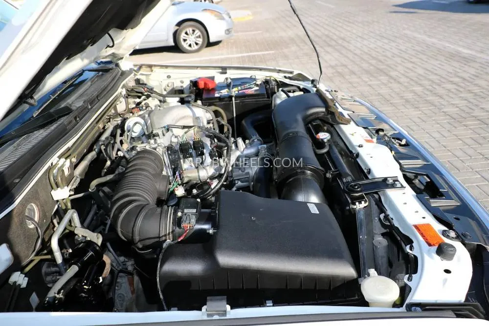 Mitsubishi Pajero 2019 for Sale in Abu Dhabi Image-3