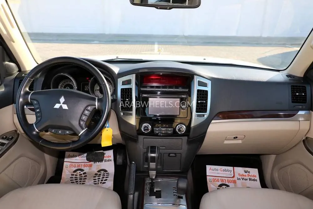 Mitsubishi Pajero 2019 for Sale in Abu Dhabi Image-13