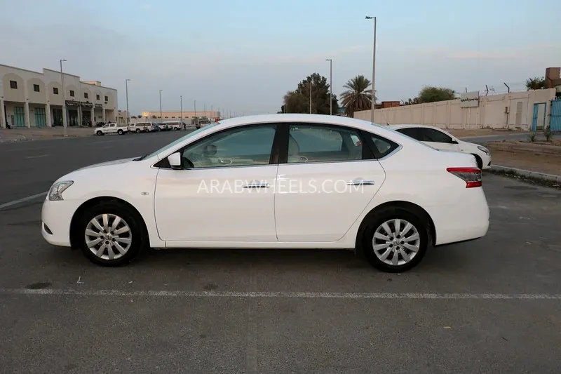 Nissan Sentra 2020 for Sale in Abu Dhabi Image-17