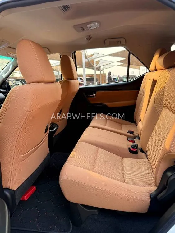 Toyota Fortuner 2020 for Sale in Sharjah Image-12