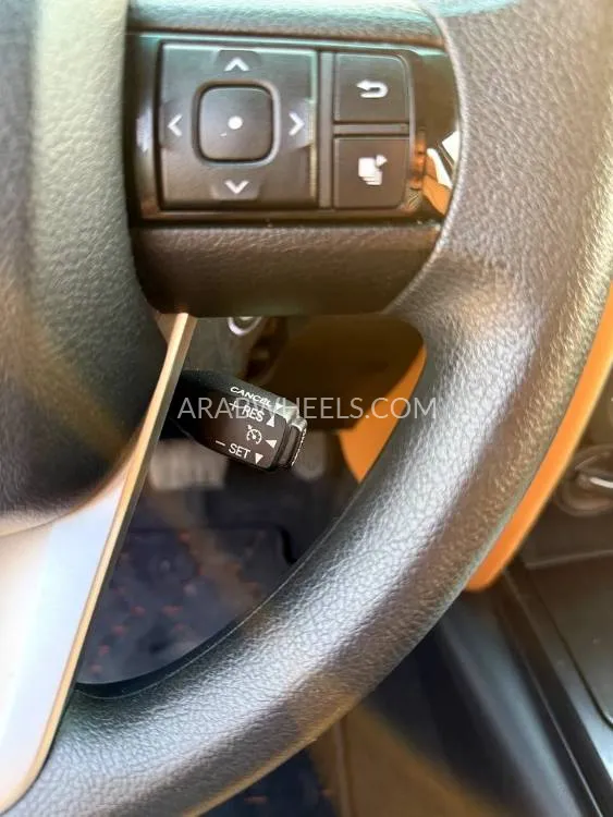 Toyota Fortuner 2020 for Sale in Sharjah Image-16