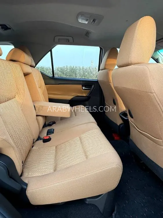 Toyota Fortuner 2020 for Sale in Sharjah Image-18